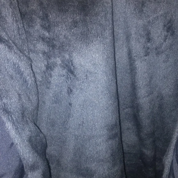 Tommy Hilfiger so soft inside 🥰  pinstripes on pockets Arm with logo! NEVER WORN - Picture 7 of 10